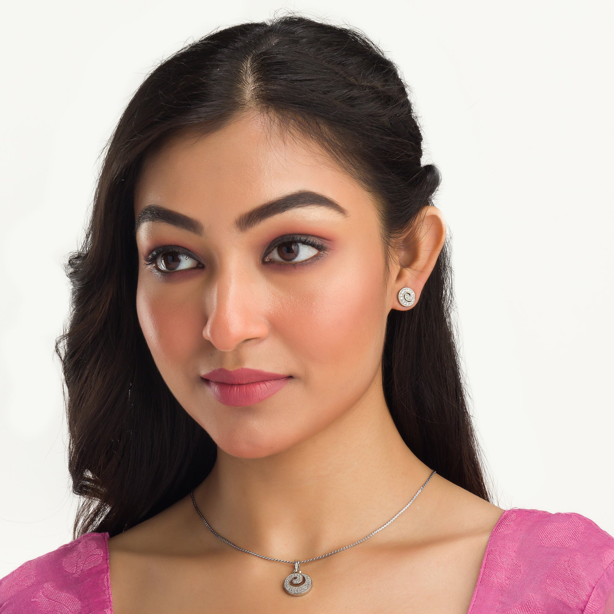 "Rosegold zircon pendant set in round shape, perfect for office wear, adding elegance to your look."