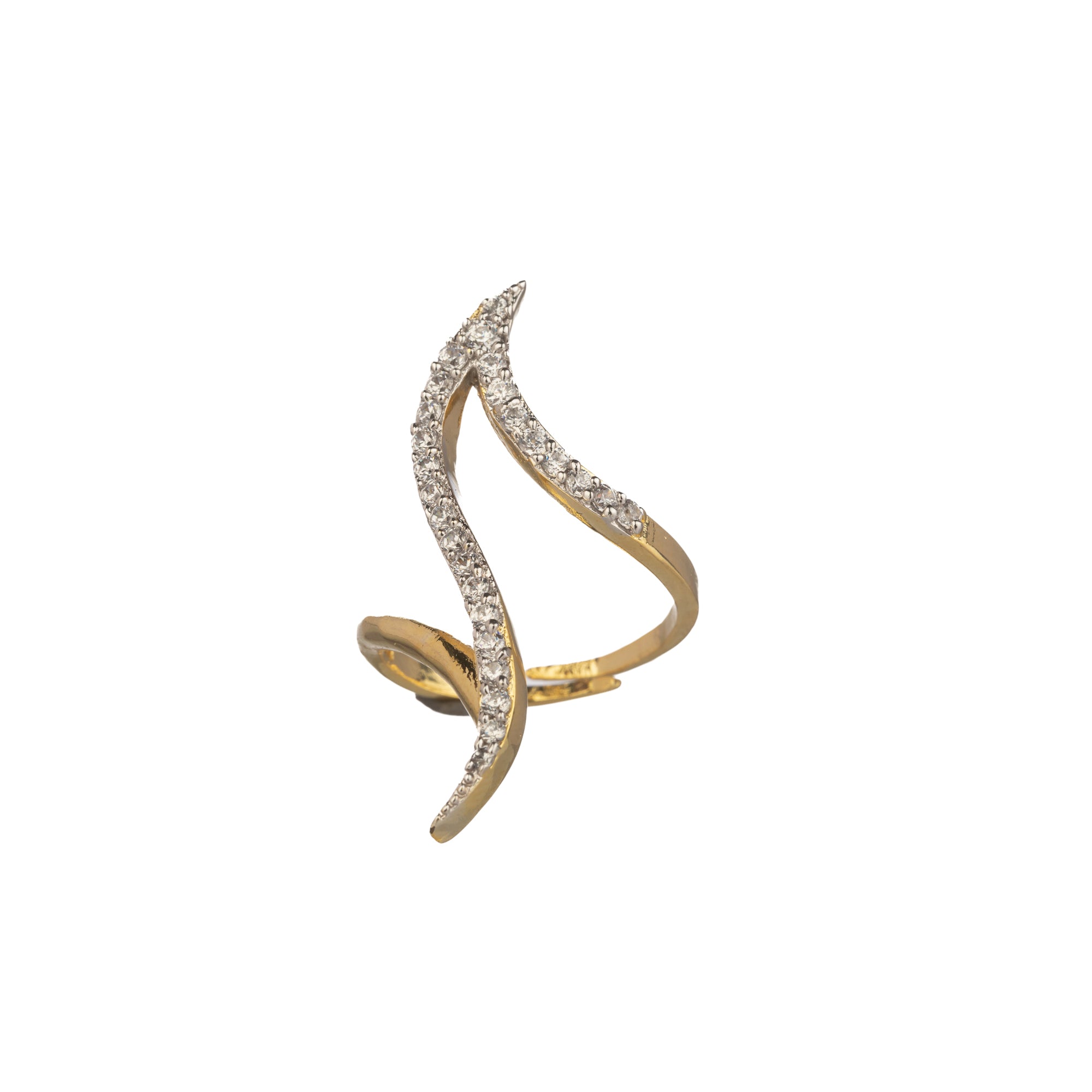 "Modern zircon finger ring in gold, featuring sleek design elements with sparkling elegance."
