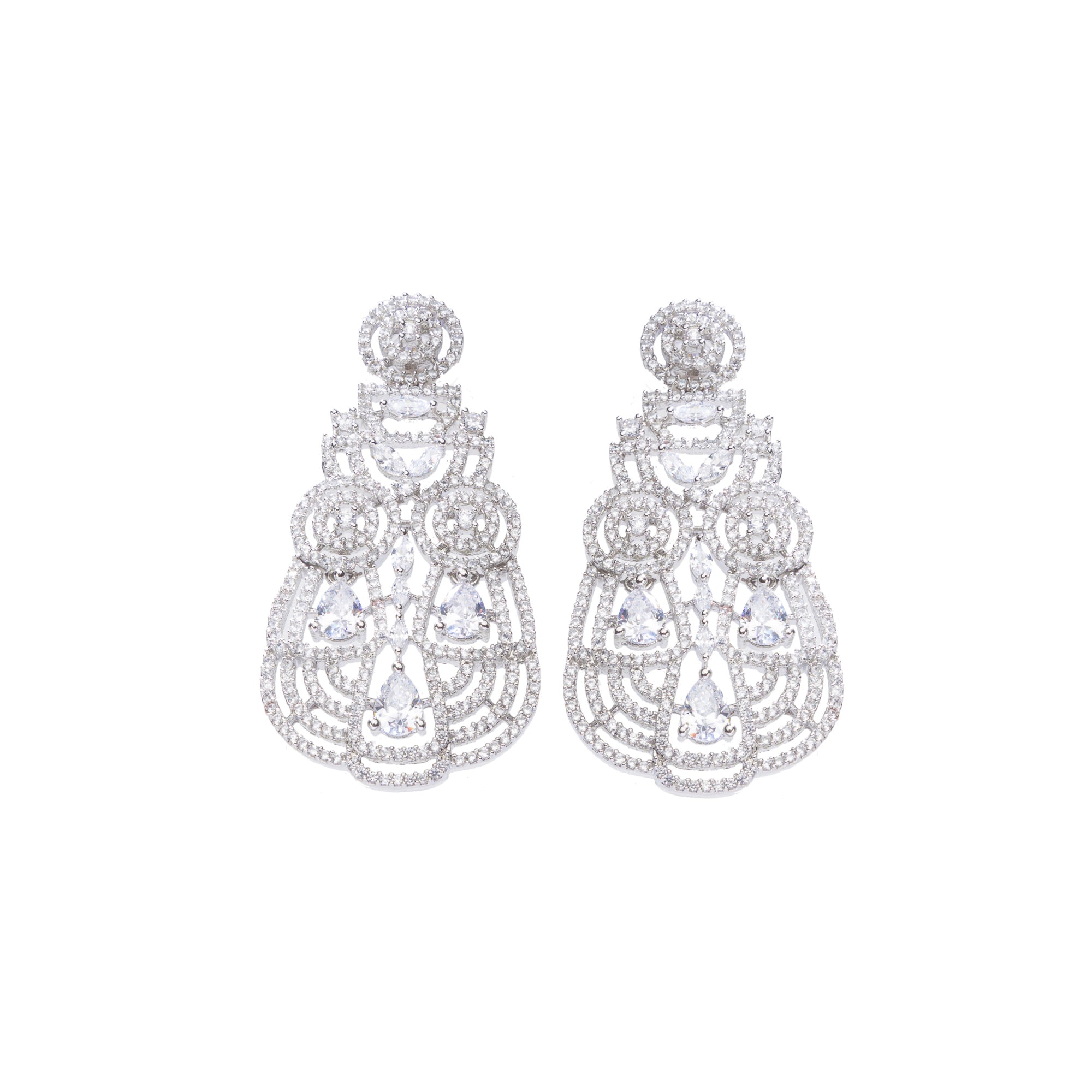 "Heavy white zircon necklace exudes timeless brilliance and sophisticated allure."