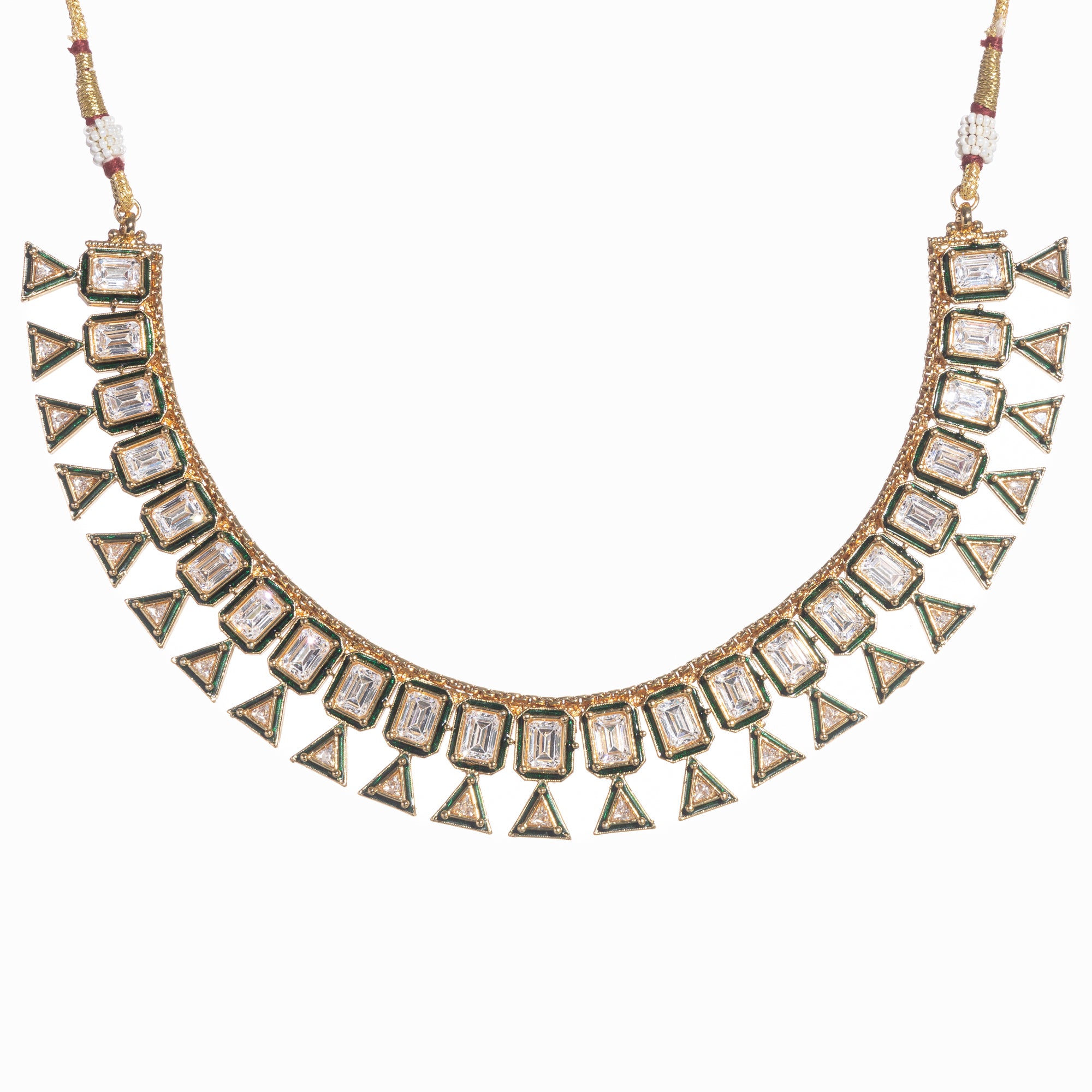 White zircon stone with a green border adds a bold and striking touch of elegance.