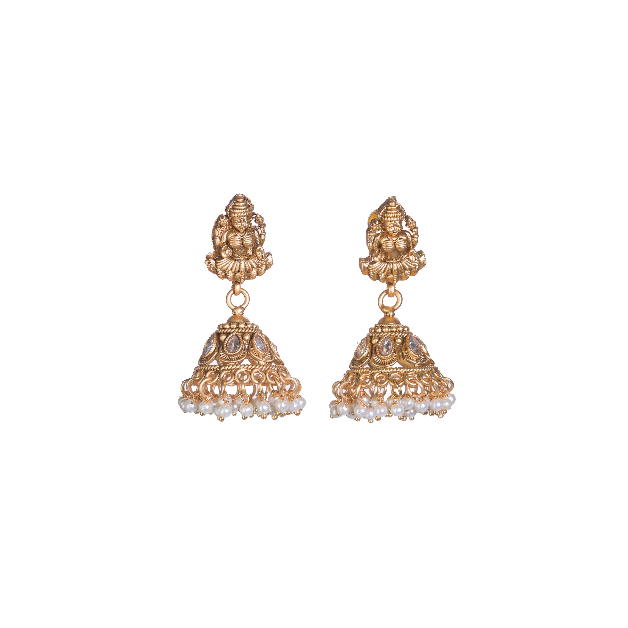 Graceful temple necklace with white pearls adds a touch of classic festival sophistication.