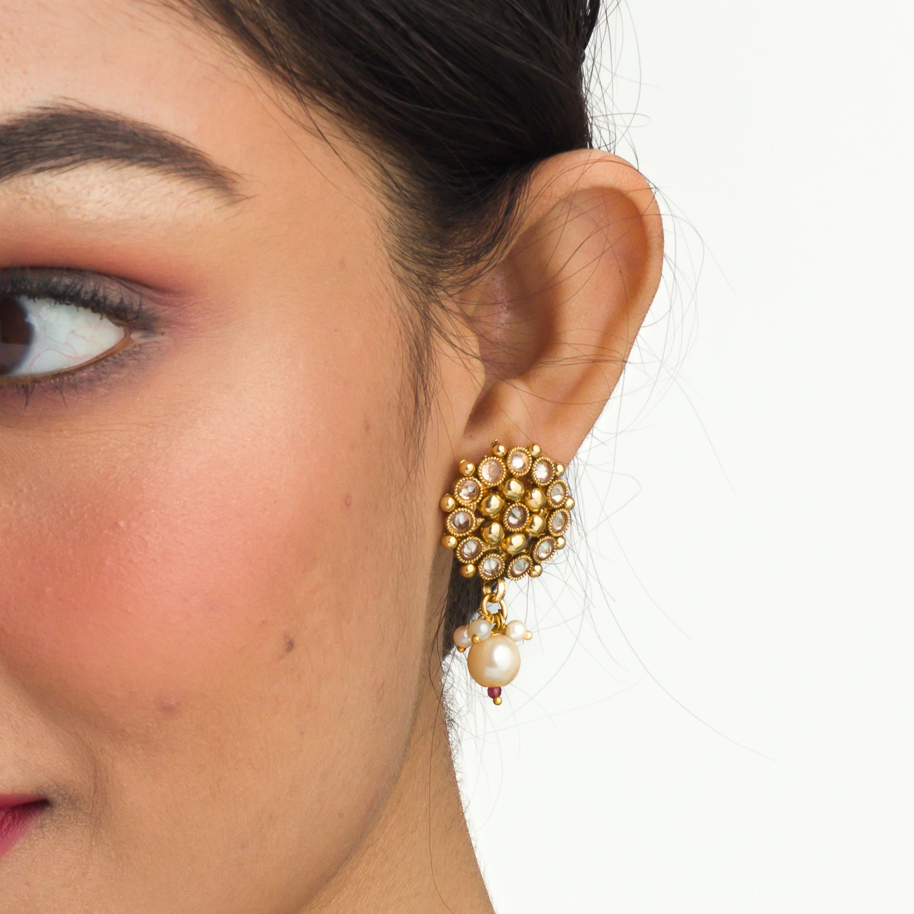 Sophisticated gold-tone choker exudes timeless charm for festive occasions.