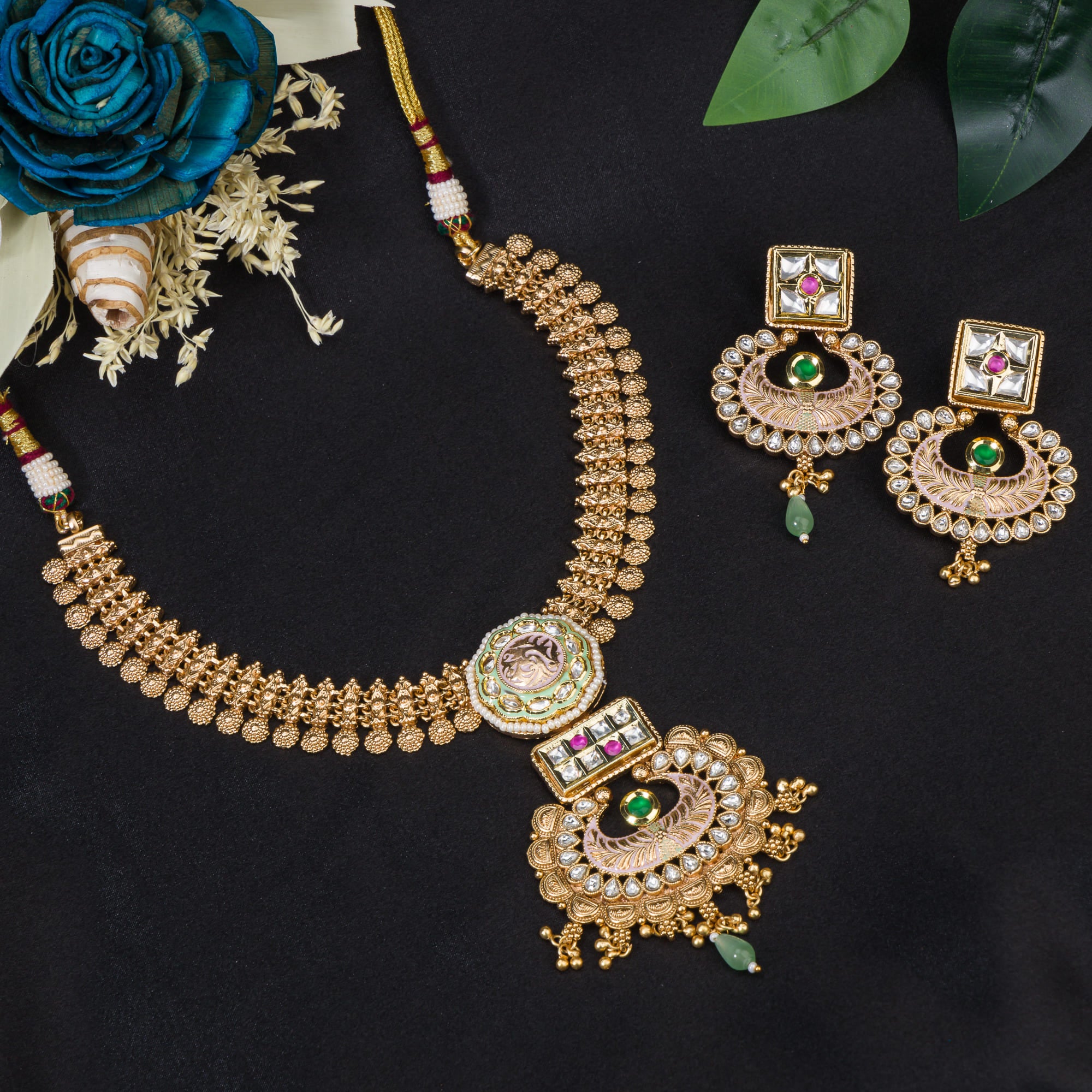 Trendy gold-tone necklace for a chic and casual style statement.