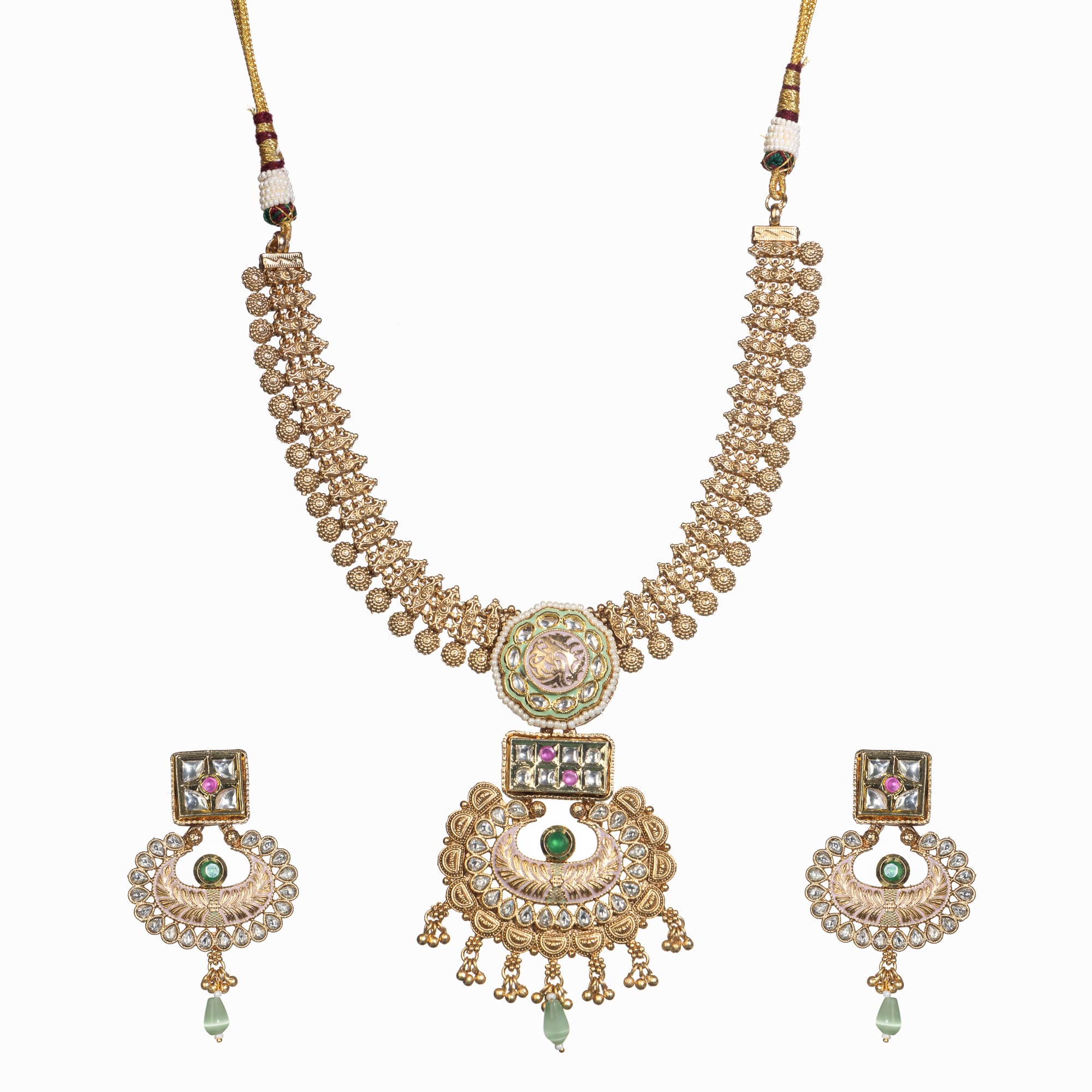 Trendy gold-tone necklace for a chic and casual style statement.