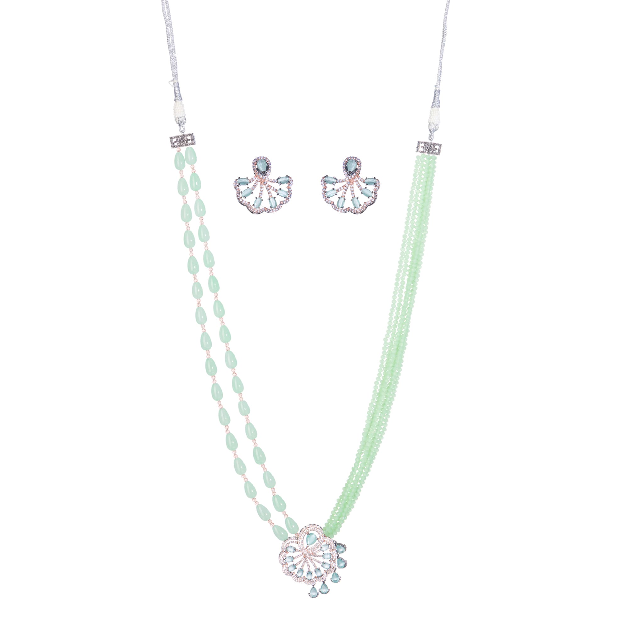 "Light green pearl long necklace in rose gold for a fresh, elegant look."