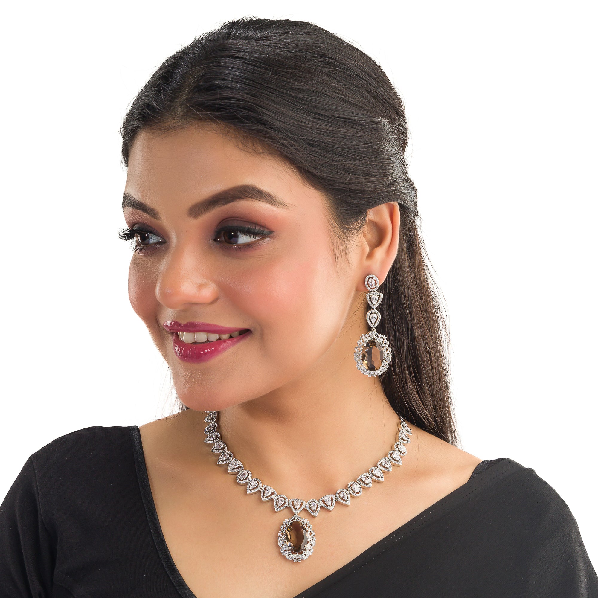 Chocolate zircon necklace with rich sparkle for a chic, sophisticated look