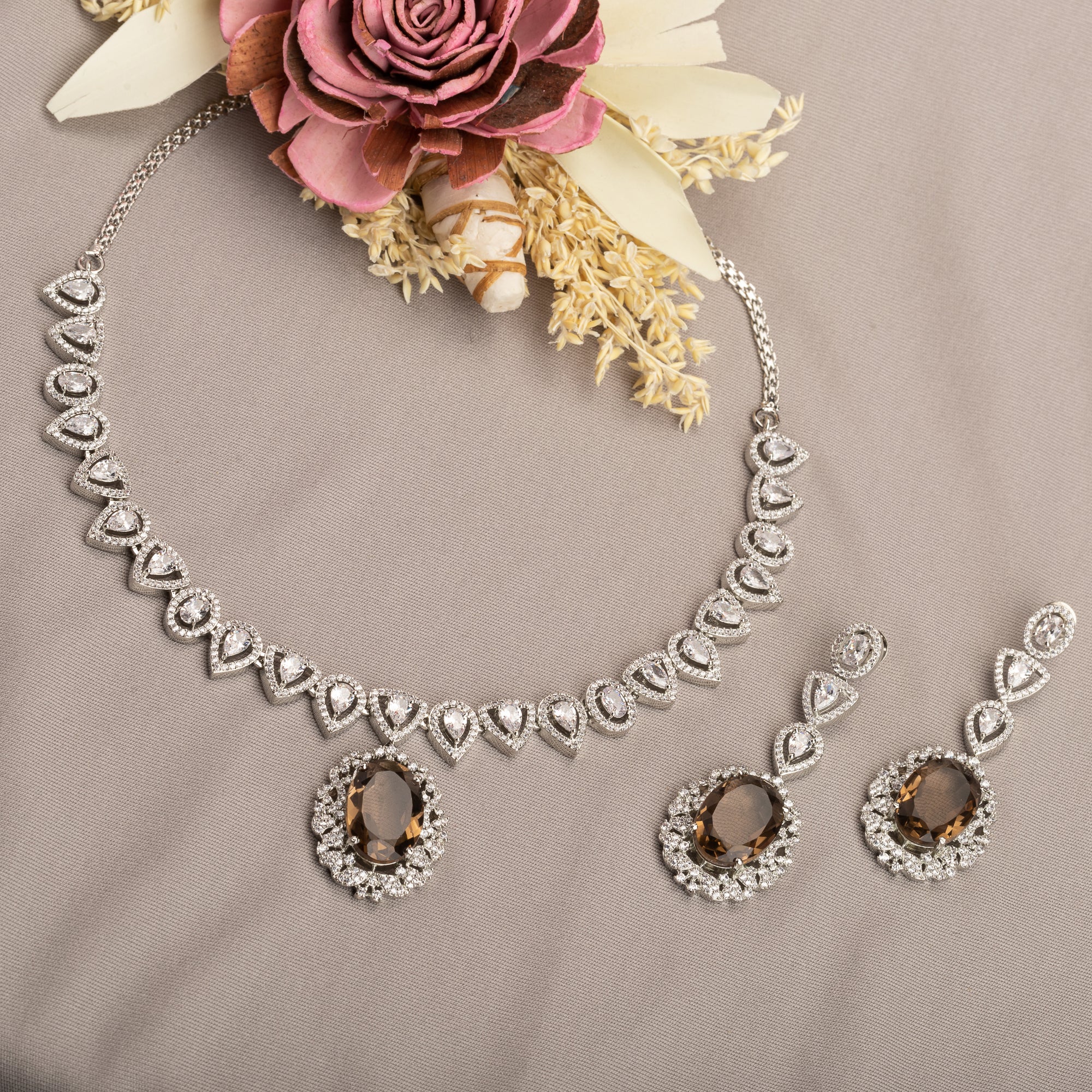 Chocolate zircon necklace with rich sparkle for a chic, sophisticated look