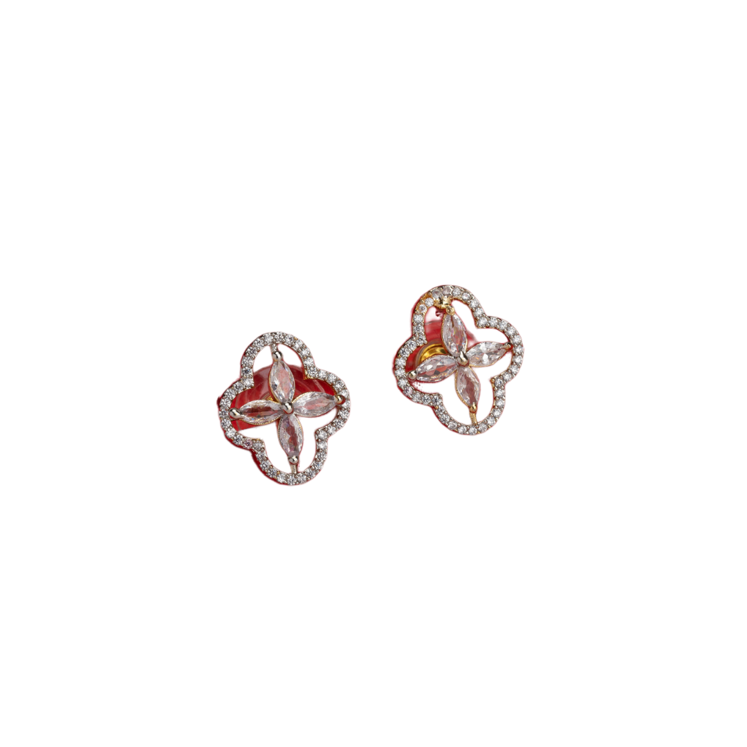 Gold-plated zircon earrings with dazzling sparkle for a warm, luxurious finish.