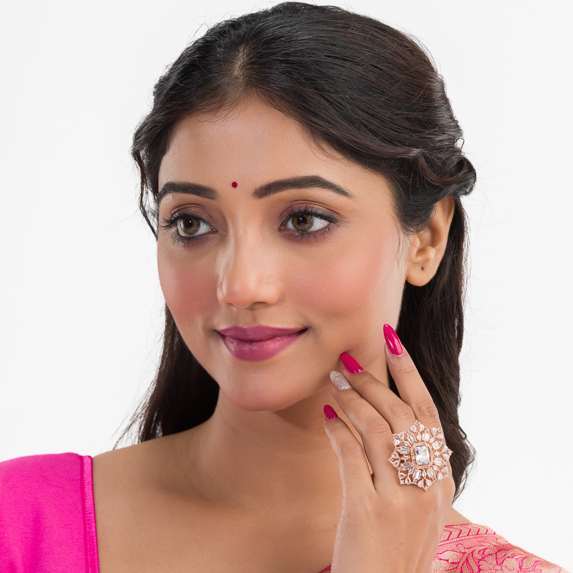 Stunning zircon finger ring in black stone combines bold elegance with timeless charm.