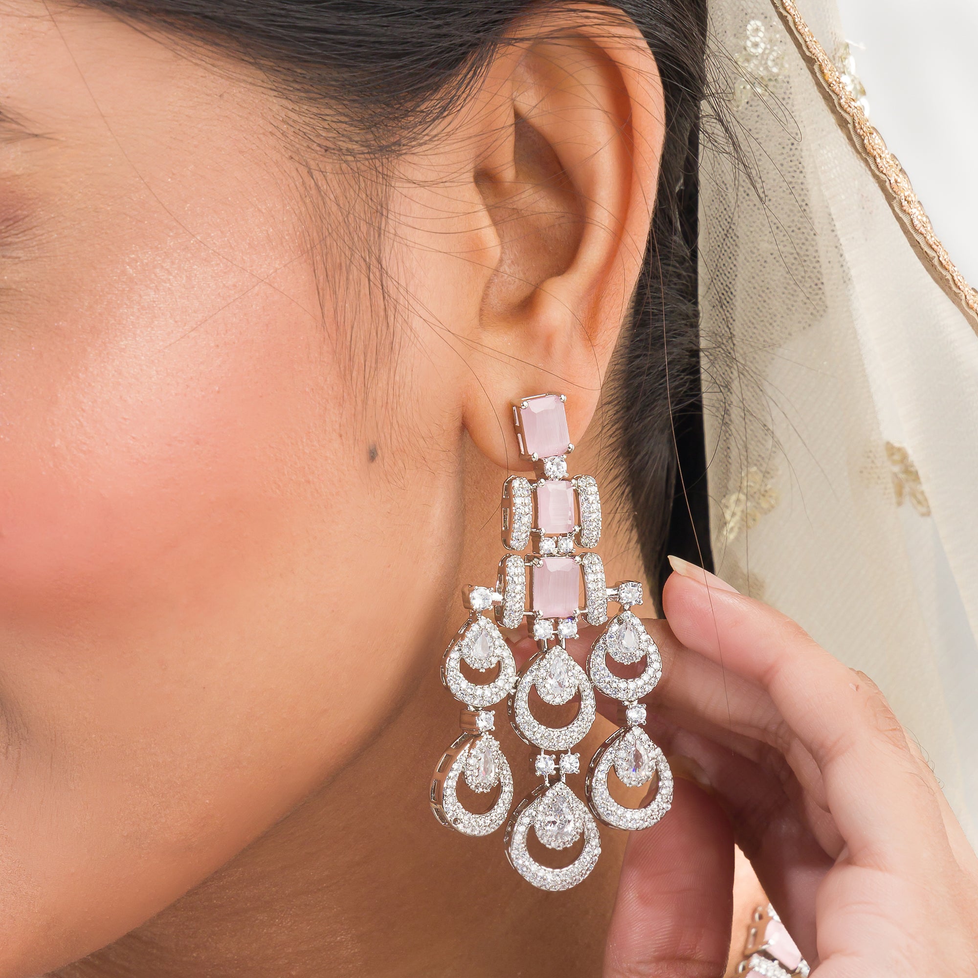 Orchid zircon bridal necklace set with earrings and maangtika.