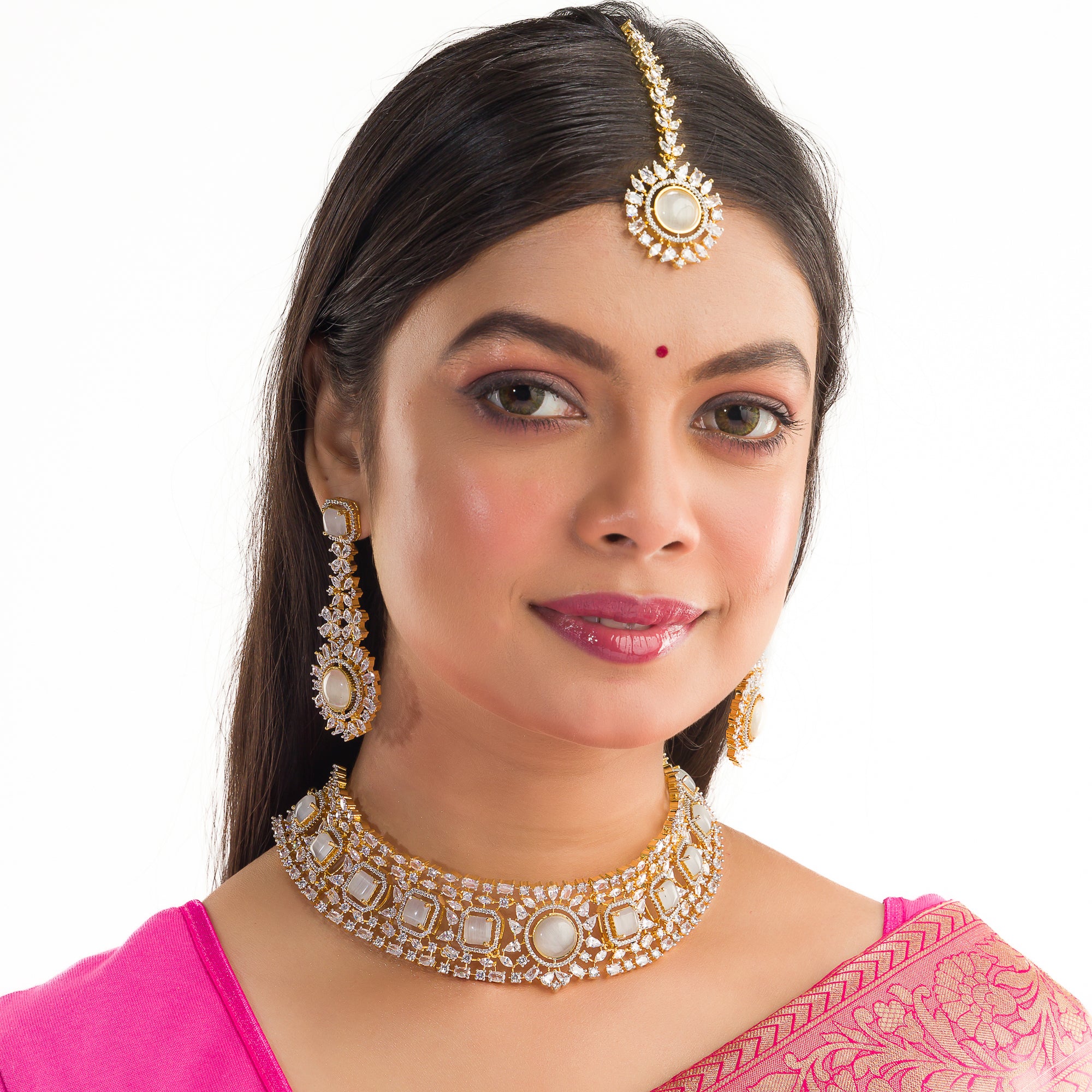 Azure zircon choker bridal set with earrings and maangtika.