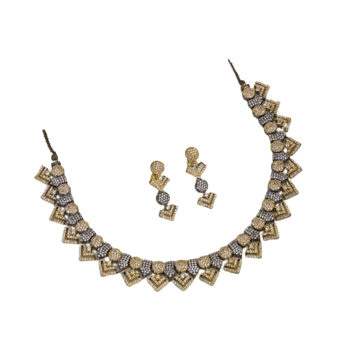 Black polished necklace set with golden and white zircon stones for an elegant and striking contrast.