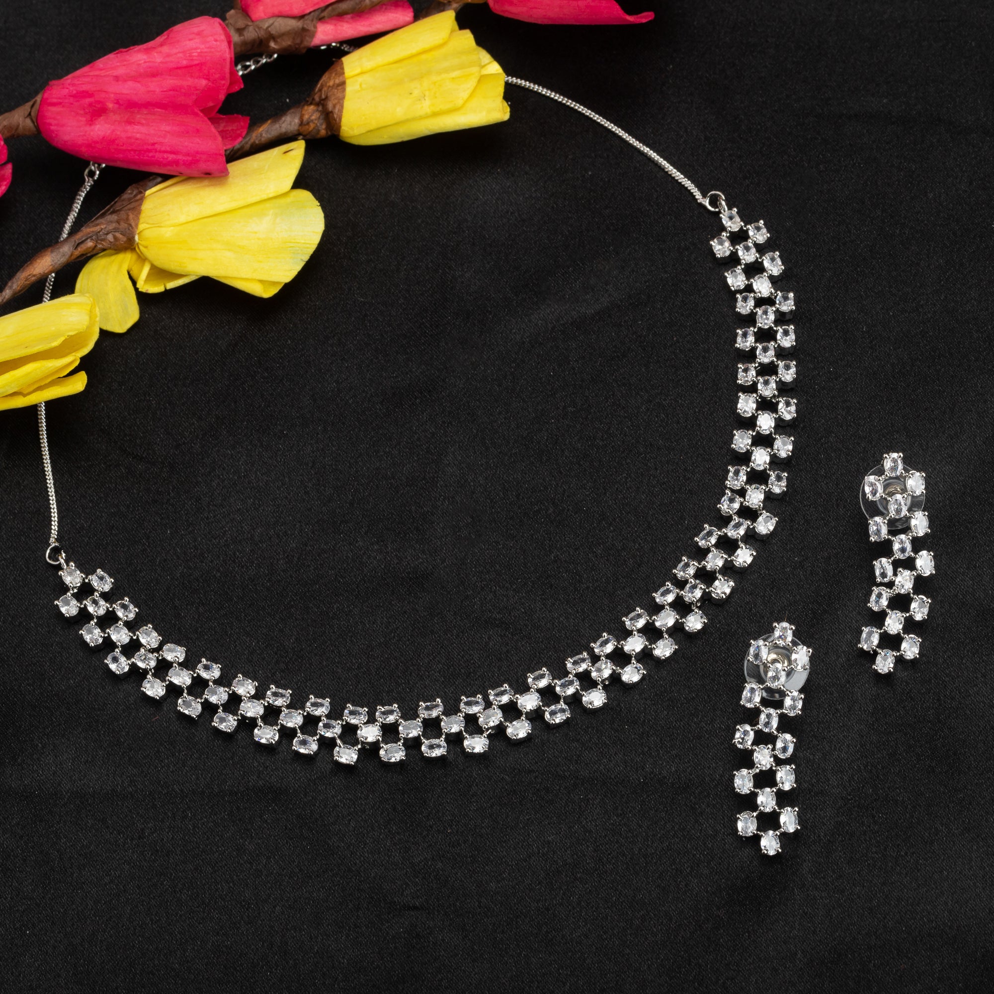 Zircon-studded silver necklace set with exquisite sparkle and sophistication for parties.