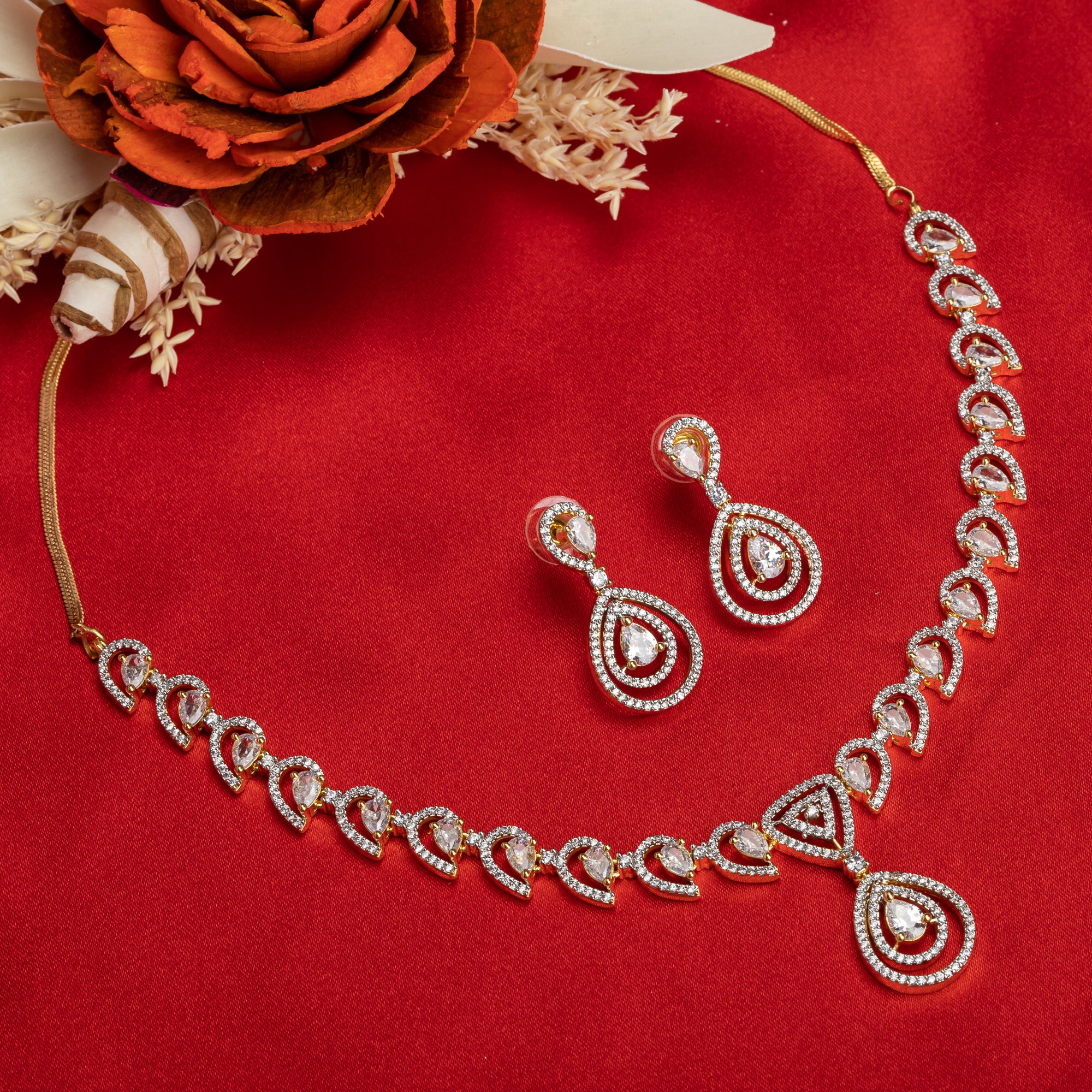 Golden polish zircon necklace set with matching earrings, blending luxury and elegance.