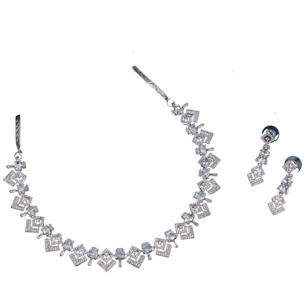 White zircon necklace set with timeless sparkle, adding a refined elegance to your party look.