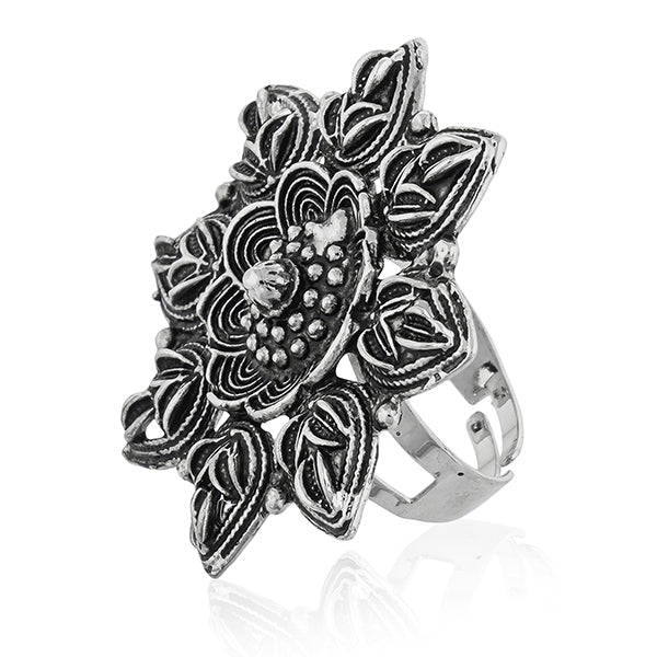 Vintage-inspired oxidized floral design finger ring with intricate patterns and antique finish.