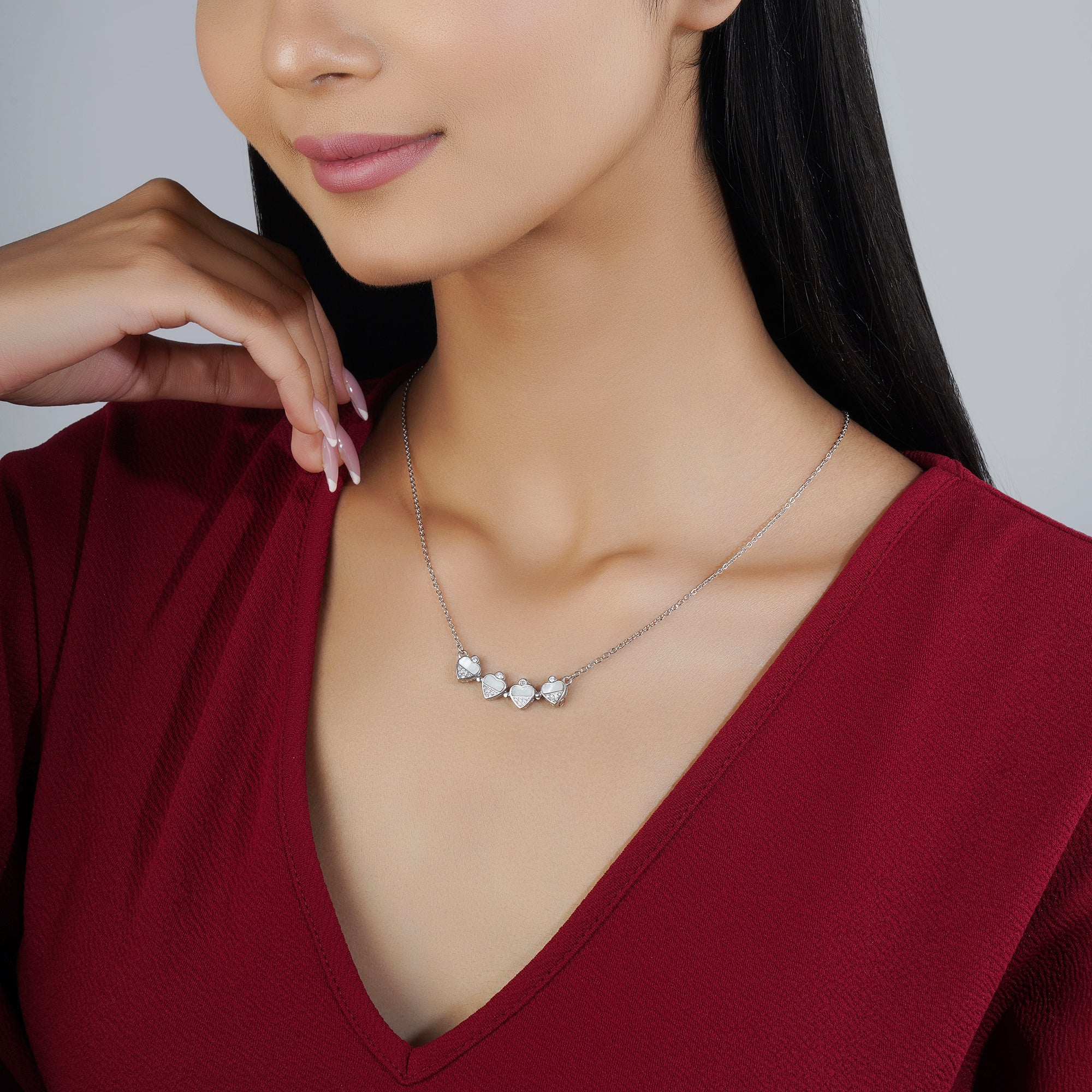 "Sleek 925 sterling silver pendant chain, perfect for enhancing any look with subtle elegance."