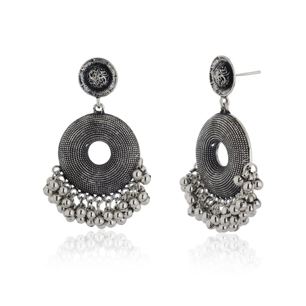 "Elegant oxidized hoops with a vintage finish, adding timeless sophistication to any outfit."