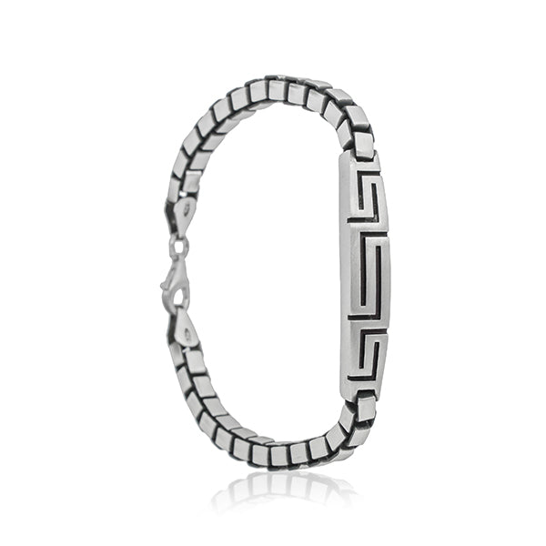 "Elegant 925 silver chain bracelet with beautiful designs, perfect for casual wear."