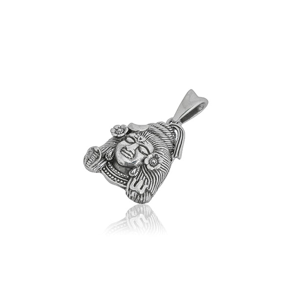 Exquisite 925 silver pendant featuring the divine image of Lord Shiva for a spiritual touch.