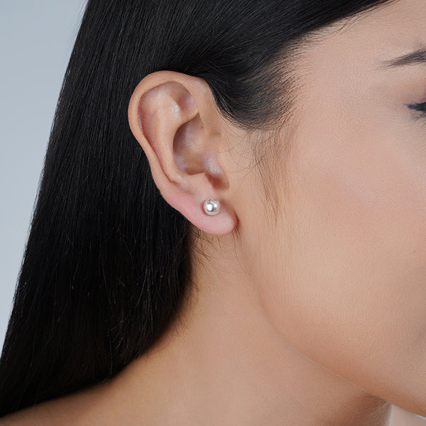 Classic 925 silver studs, versatile and timeless, perfect for everyday casual wear.