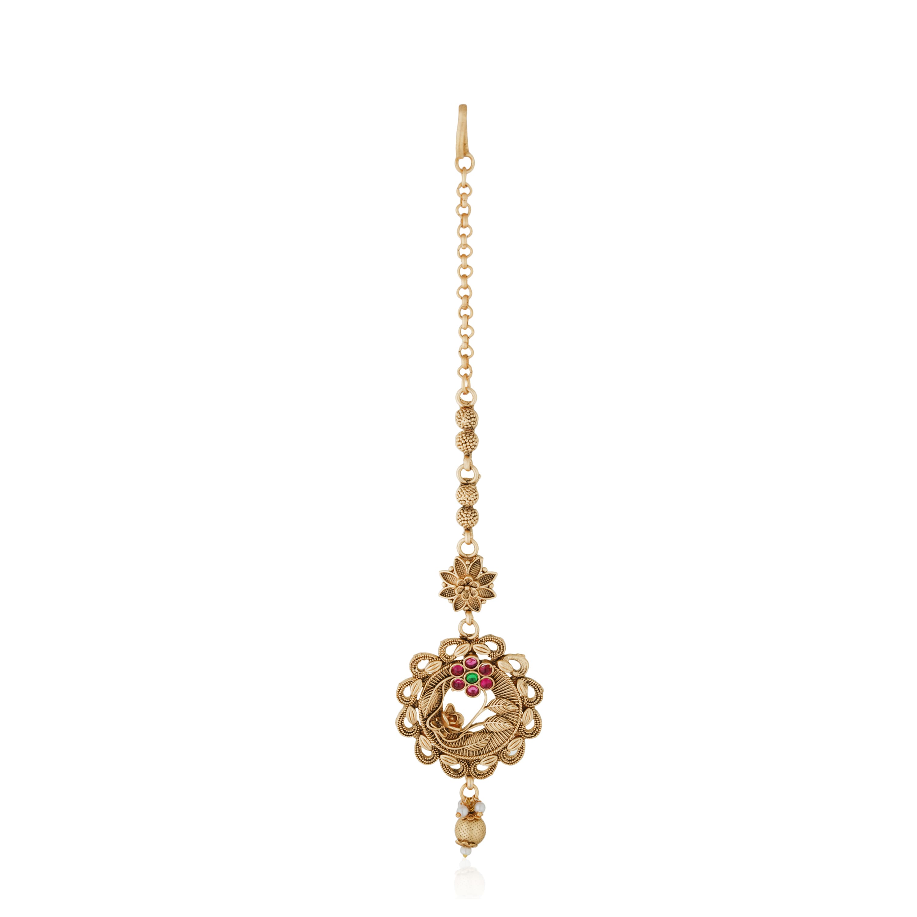 Pearl-studded long necklace set combining timeless charm and a sophisticated festive touch.