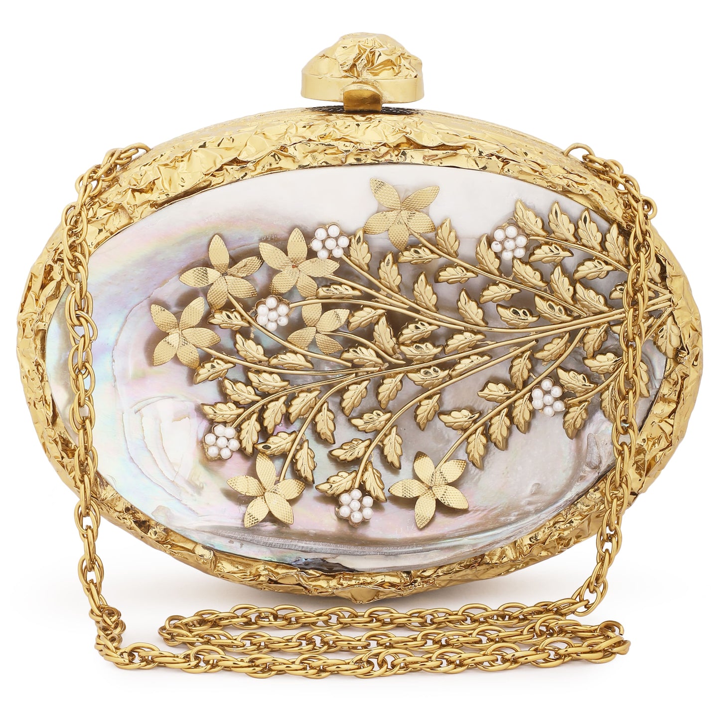 THIS OVAL BRASS MOP CLUTCH COMBINES CLASSIC DESIGN WITH A SOPHISTICATED TOUCH. A REFINED ACCESSORY THAT ADDS A UNIQUE FLAIR TO ANY ENSEMBLE."