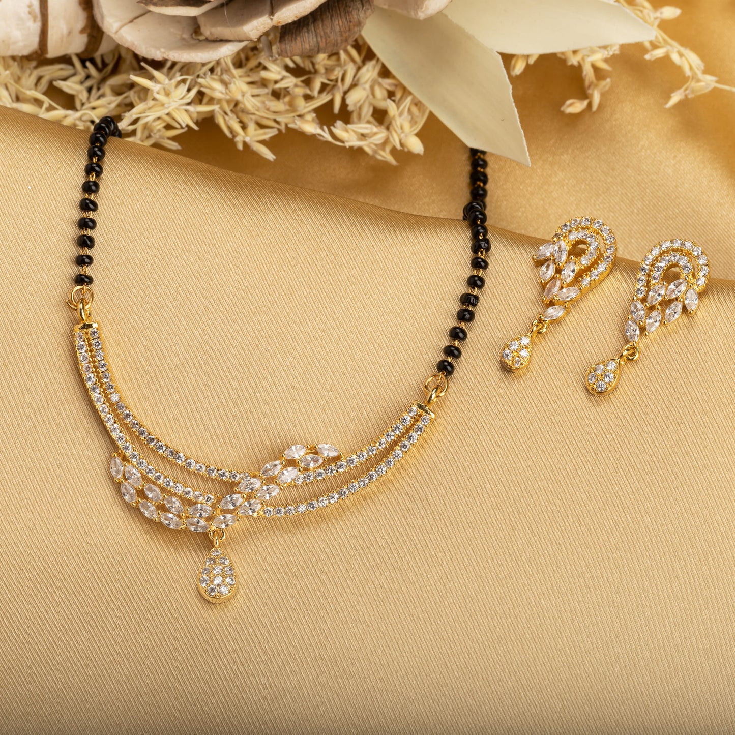 THIS ZIRCON MANGALSUTRA BLENDS TRADITIONAL CHARM WITH RADIANT, MODERN SPARKLE