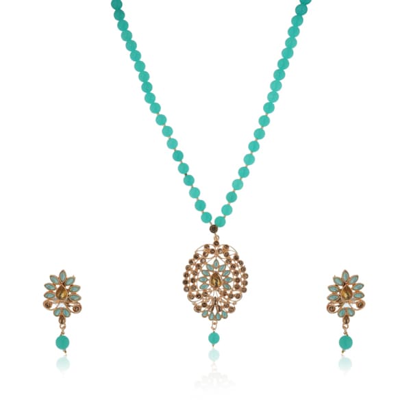 BLUE COLOR PEARL NECKLACE SET WITH KUNDAN STUDDED DETAILS.