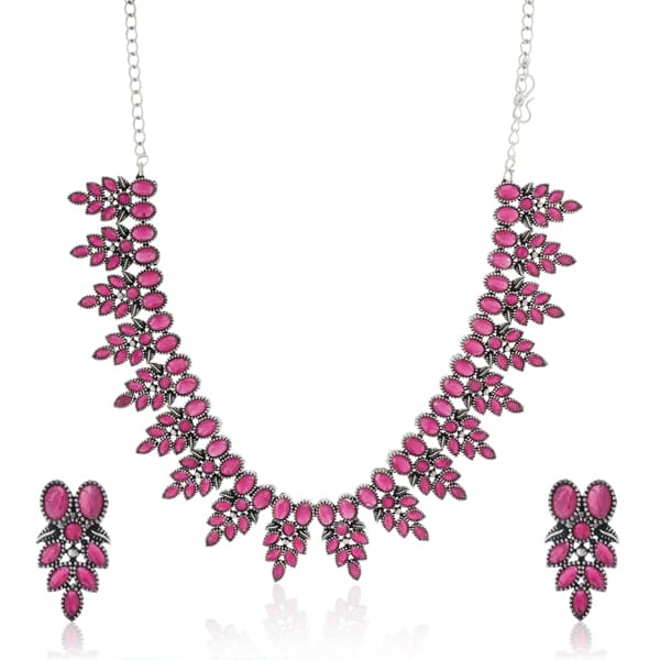 ADD A TOUCH OF ELEGANCE WITH THIS PINK STONES STUDDED OXIDIZED NECKLACE SET.