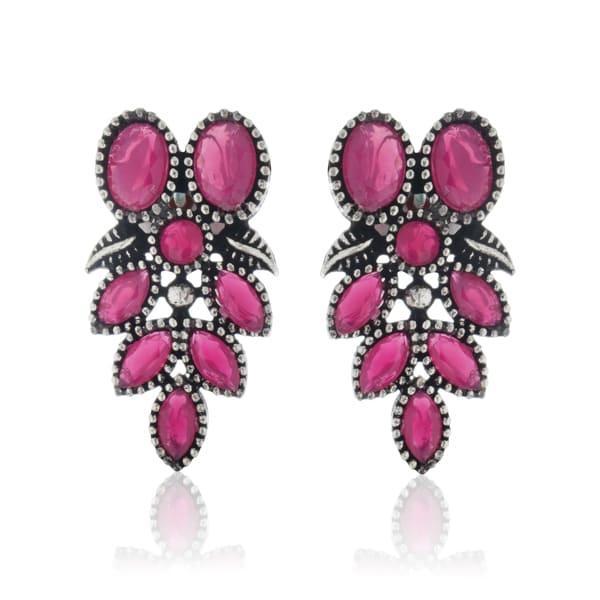 ADD A TOUCH OF ELEGANCE WITH THIS PINK STONES STUDDED OXIDIZED NECKLACE SET.