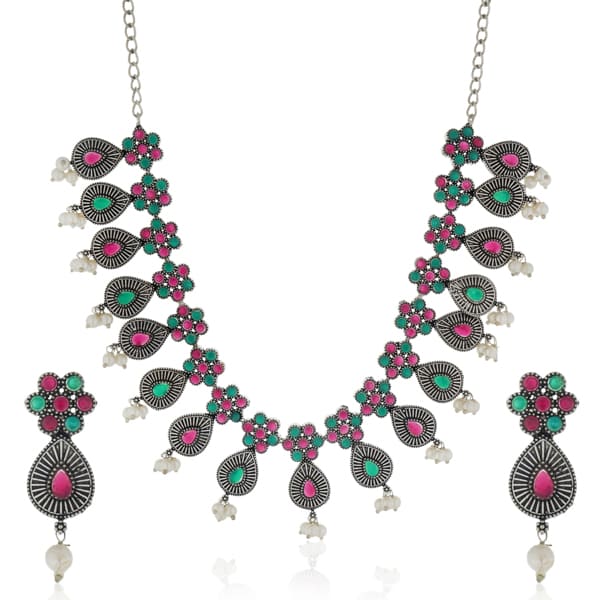 THIS STRIKING OXIDIZED NECKLACE SET FEATURES MULTICOLOUR STONES FOR A SLEEK, MODERN LOOK.