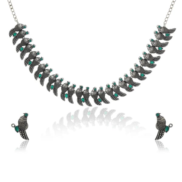 CLASSIC OXIDISED NECKLACE SET THAT ADDS A TOUCH OF ELEGANCE TO ANY OUTFIT