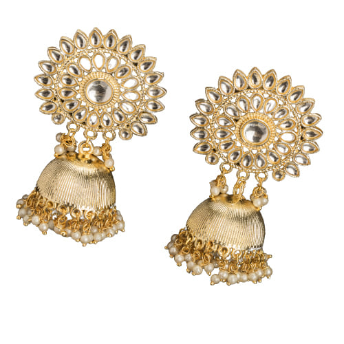 KUNDAN AND PEARLS STUDDED GOLDTONE JHUMKA COMBINES CLASSIC ELEGANCE WITH A TOUCH OF OPULENT SHINE