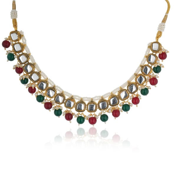 KUNDAN AND MULTICOLOUR PEARLS STUDDED NECKLACE SET WITH MATCHING EARRINGS AND MAANGTIKA