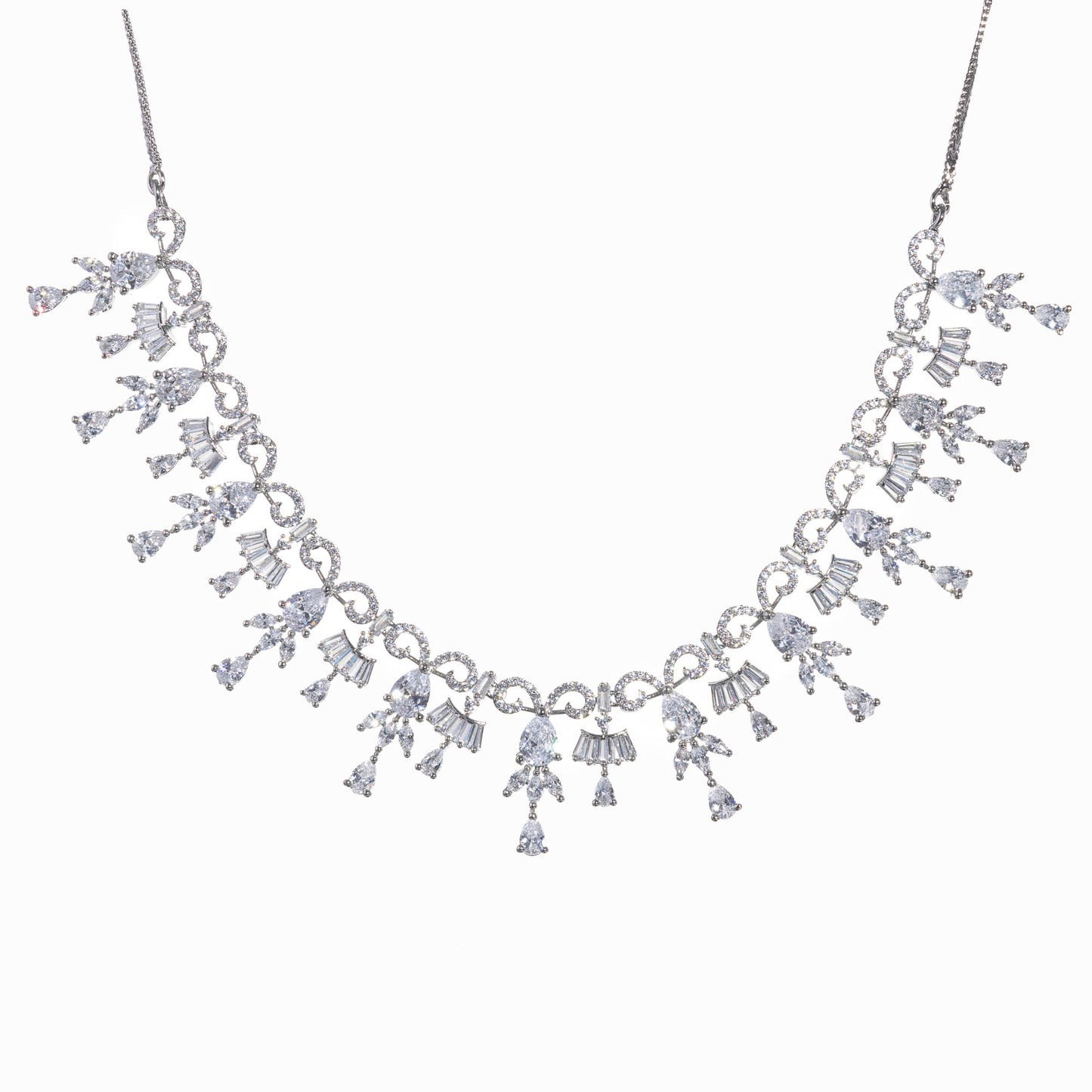 A ZIRCON NECKLACE SPARKLES WITH DAZZLING BRILLIANCE.