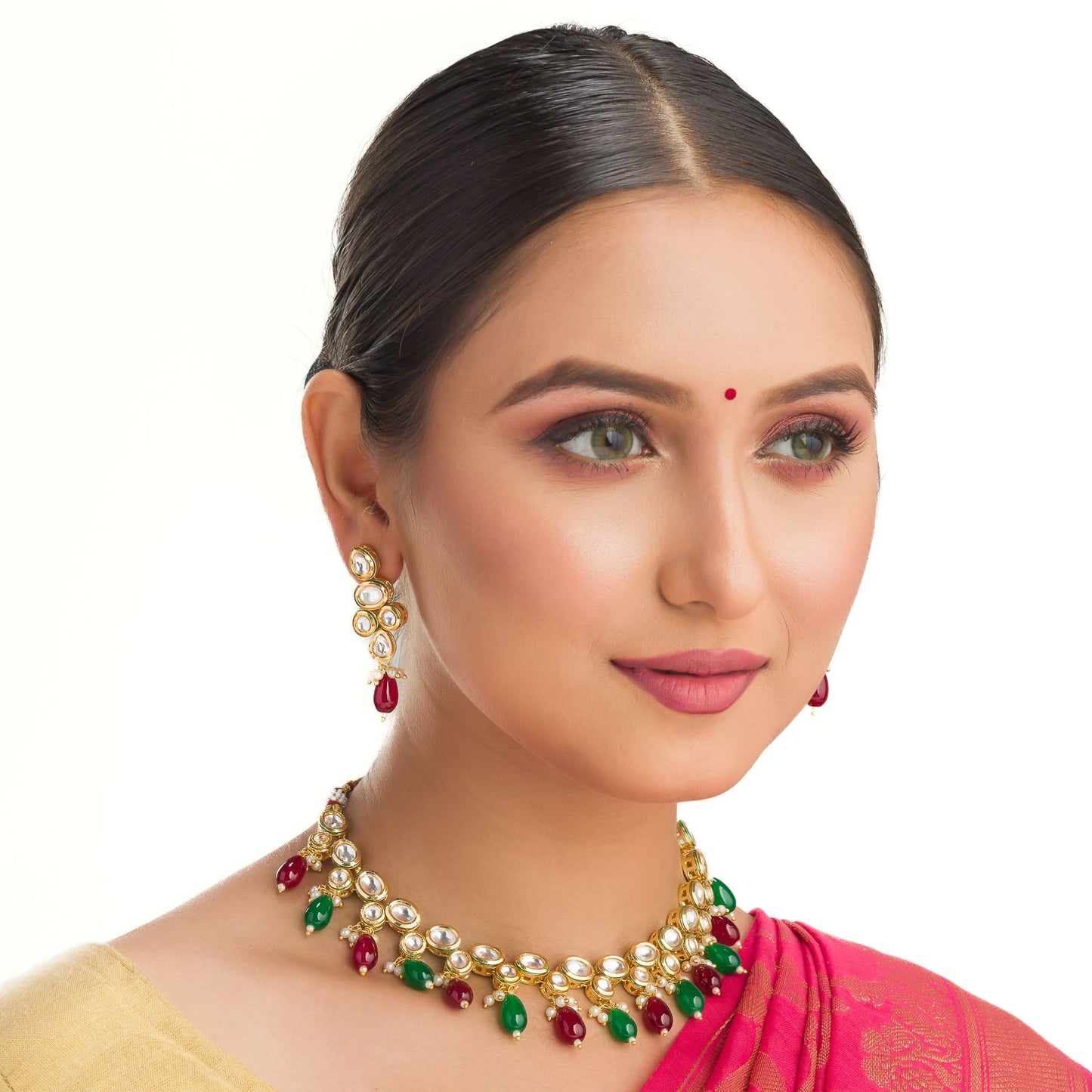 ELEGANT KUNDAN NECKLACE FEATURING RICH GREEN AND MAROON STONES FOR A REGAL AND SOPHISTICATED LOOK.