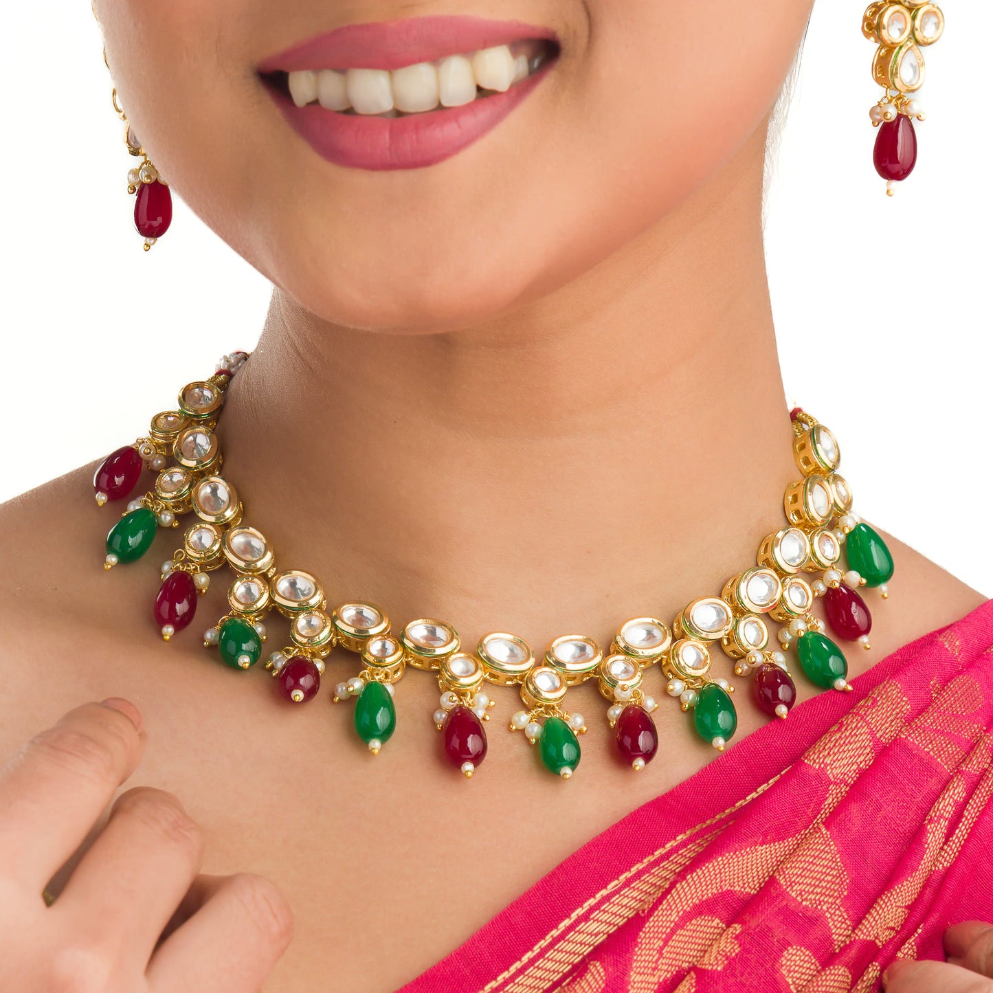 ELEGANT KUNDAN NECKLACE FEATURING RICH GREEN AND MAROON STONES FOR A REGAL AND SOPHISTICATED LOOK.