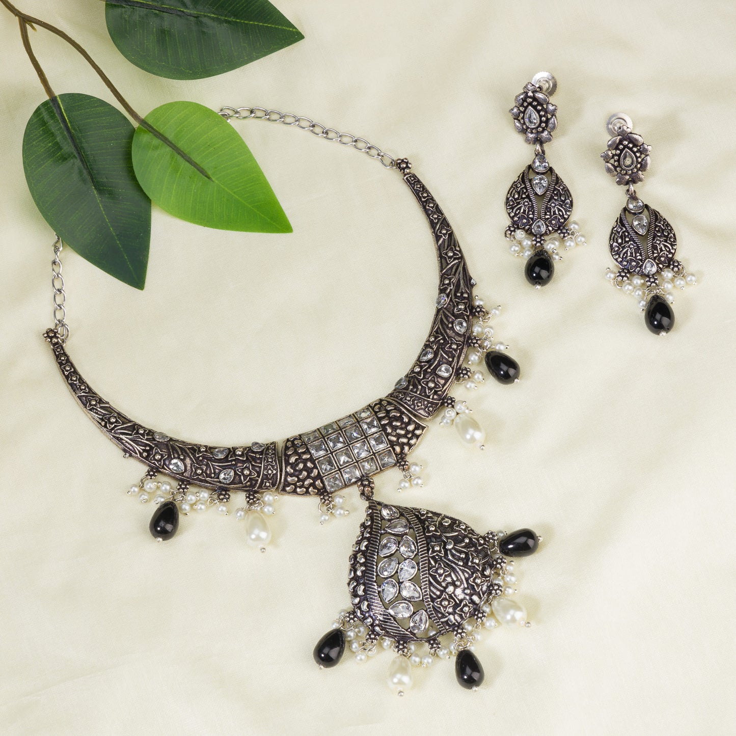 OXIDISED NECKLACE SET WITH MATCHING EARRINGS