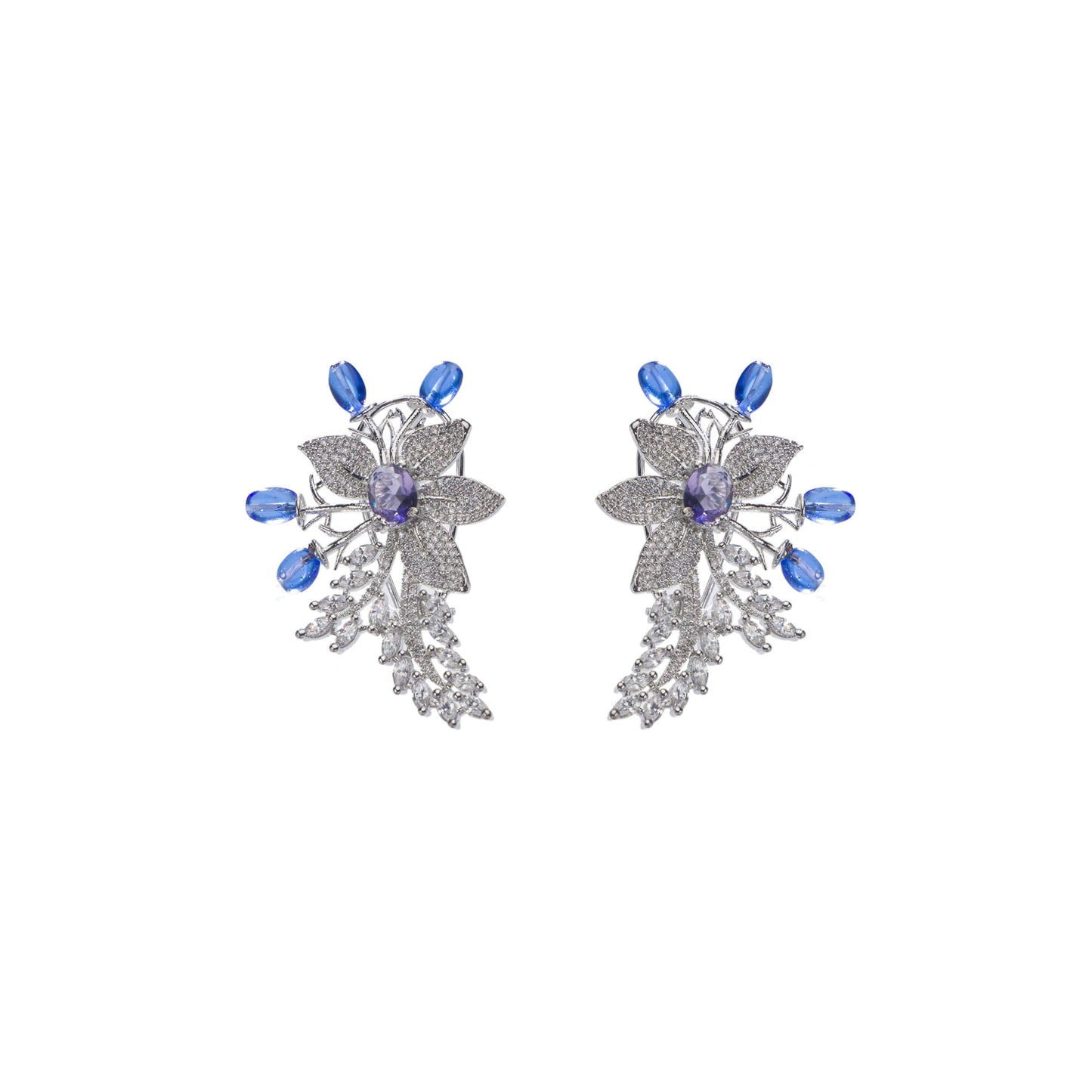 ZIRCON FLOWERY SHAPE EARRING WITH A BLUE ZIRCON IN THE MIDDLE