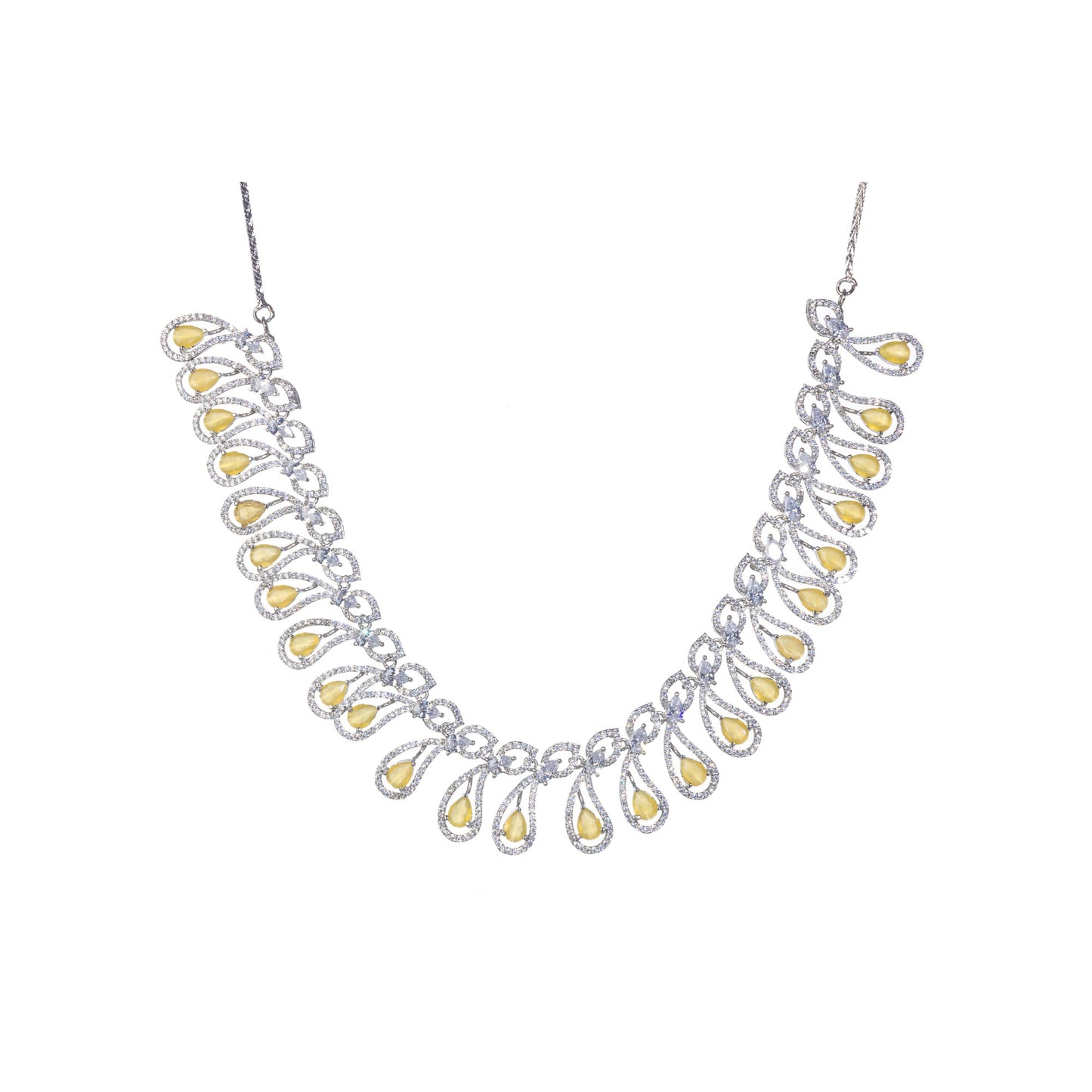 YELLOW ZIRCON AND WHITE ZIRCON STONES CREATE A DAZZLING, ELEGANT CONTRAST.