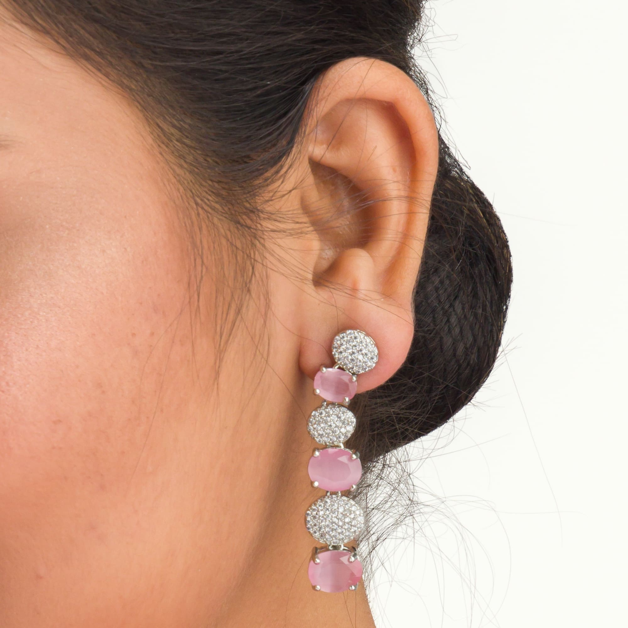 Pink and white zircon stones combine for a vibrant, elegant necklace design.
