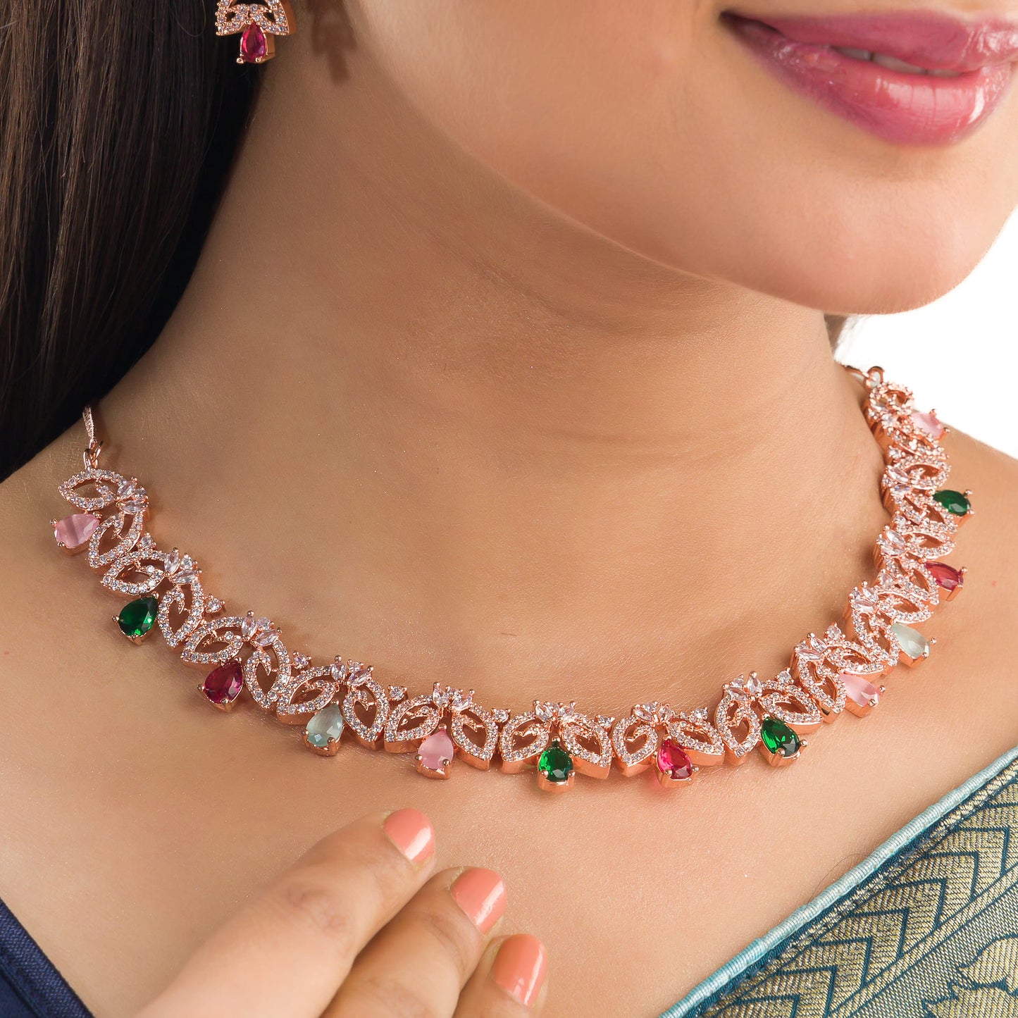 ELEGANT ROSE GOLD NECKLACE SET ADORNED WITH MULTI-COLOR ZIRCON STONES FOR A VIBRANT AND SOPHISTICATED LOOK.