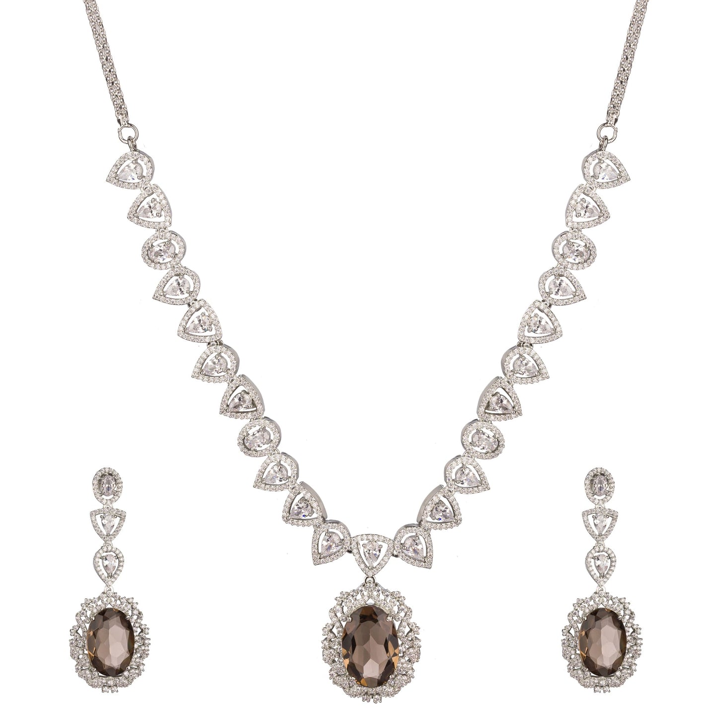 A ZIRCON NECKLACE WITH BROWN COLORED ZIRCON STONES COMBINES DAZZLING SPARKLE WITH A SERENE, REFRESHING HUE.