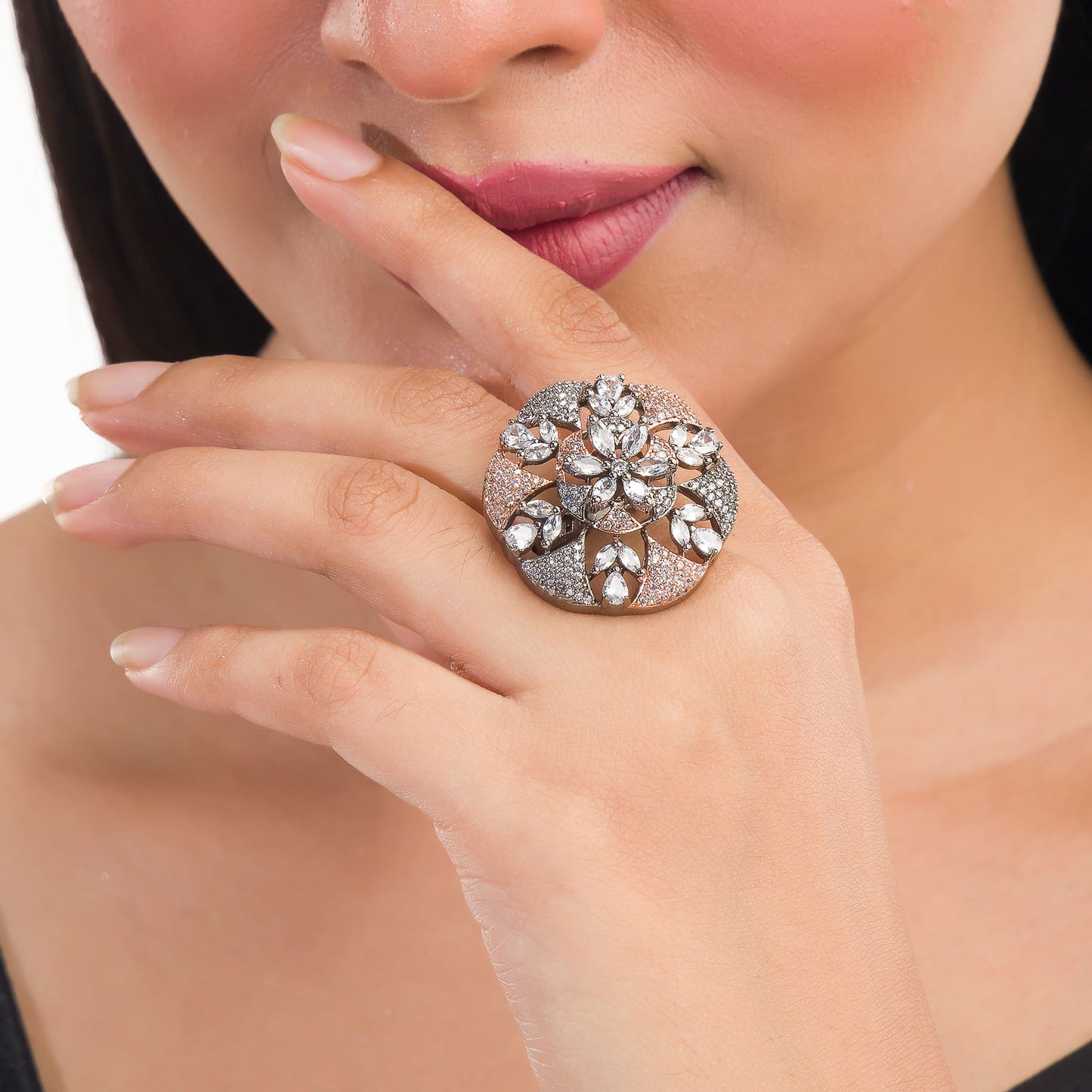 ZIRCON STONES STUDDED FLORAL DESIGN FINGER RING