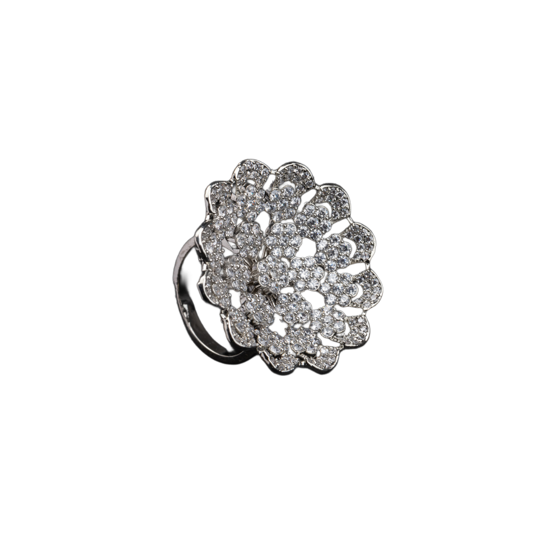 Silver zircon floral ring offers a blend of timeless charm and sparkling beauty, perfect for parties.
