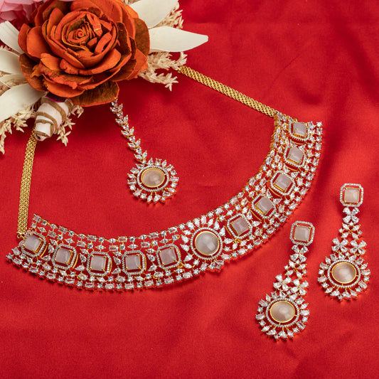 AZURE AND WHITE ZIRCON-STUDDED BRIDAL SET WITH CHOKER, EARRINGS, AND MAANGTIKA, EXUDING ELEGANCE AND CHARM