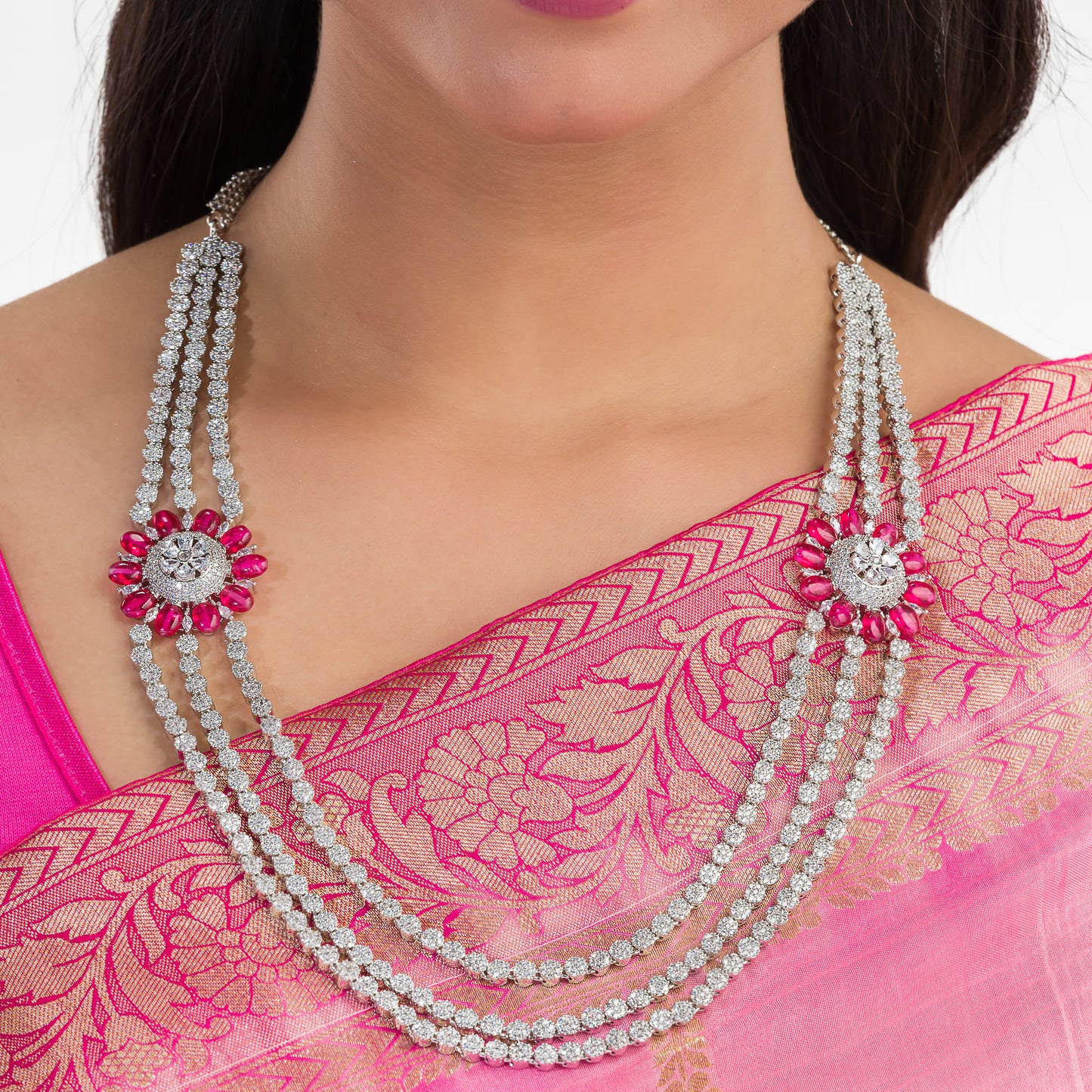 THREE-LAYER LONG NECKLACE SET WITH FLOWER DESIGN CRAFTED IN ZIRCON, EXUDING ELEGANCE AND SPARKLE.