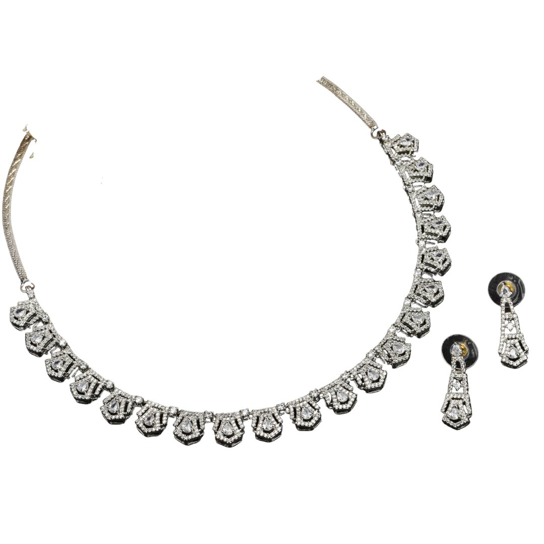 White zircon short necklace set with matching earrings for timeless elegance and sophistication.
