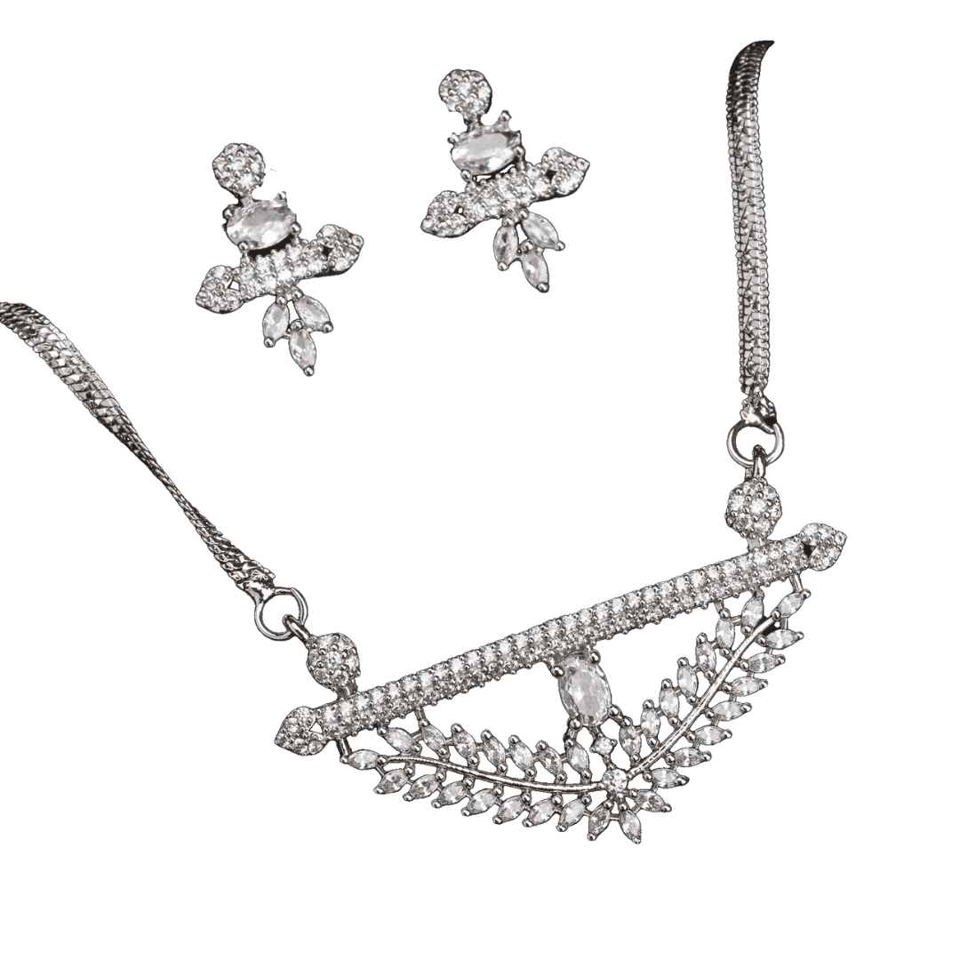 THIS PENDANT SET, ADORNED WITH SPARKLING ZIRCON STONES, OFFERS A REFINED ELEGANCE.